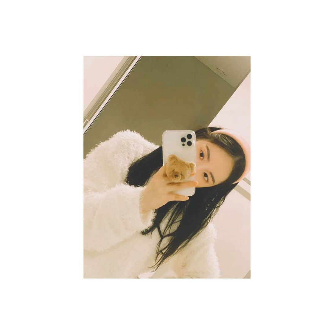 ミン・ヒョリンのインスタグラム：「🧸😊」