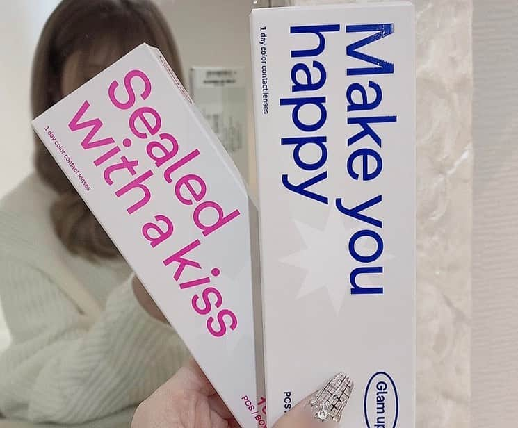 権隨玲さんのインスタグラム写真 - (権隨玲Instagram)「. ナチュラルメイクのときにおすすめのカラコン🥺🥺 小さいレンズで派手すぎずナチュラルに 盛れてちゅるんな可愛い目になれるから 気分でよく使ってるよ🤍🤍  渋谷109のSBYで買えちゃうの🤭🙄  #グラムアップ#glamup #琉花カラコン#pr」12月25日 16時20分 - rea__room