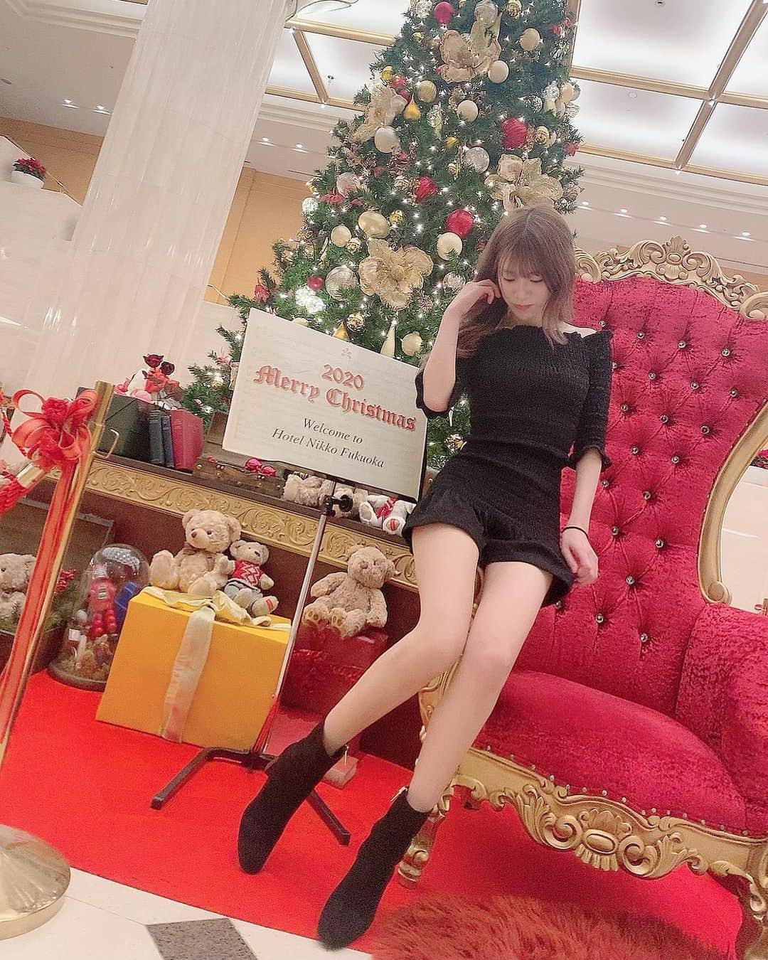 神崎紗衣さんのインスタグラム写真 - (神崎紗衣Instagram)「Merry Christmas🎅🏻  クリスマスプレゼントは、 おもちゃ屋さん好きすぎて自分でレジまで持って行って買ってもらう現実派でした笑  #めりくり」12月25日 16時19分 - kanzaki_sae