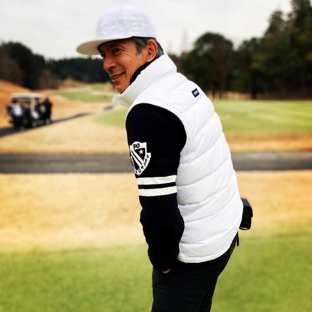 日比野玲さんのインスタグラム写真 - (日比野玲Instagram)「寒くても、、大丈夫！ @pearlygates_official  #golf #golffashion #golfwear #ゴルフ打ち納め #あるね ！ #merrychristmas」12月25日 16時25分 - aquilano_hibino