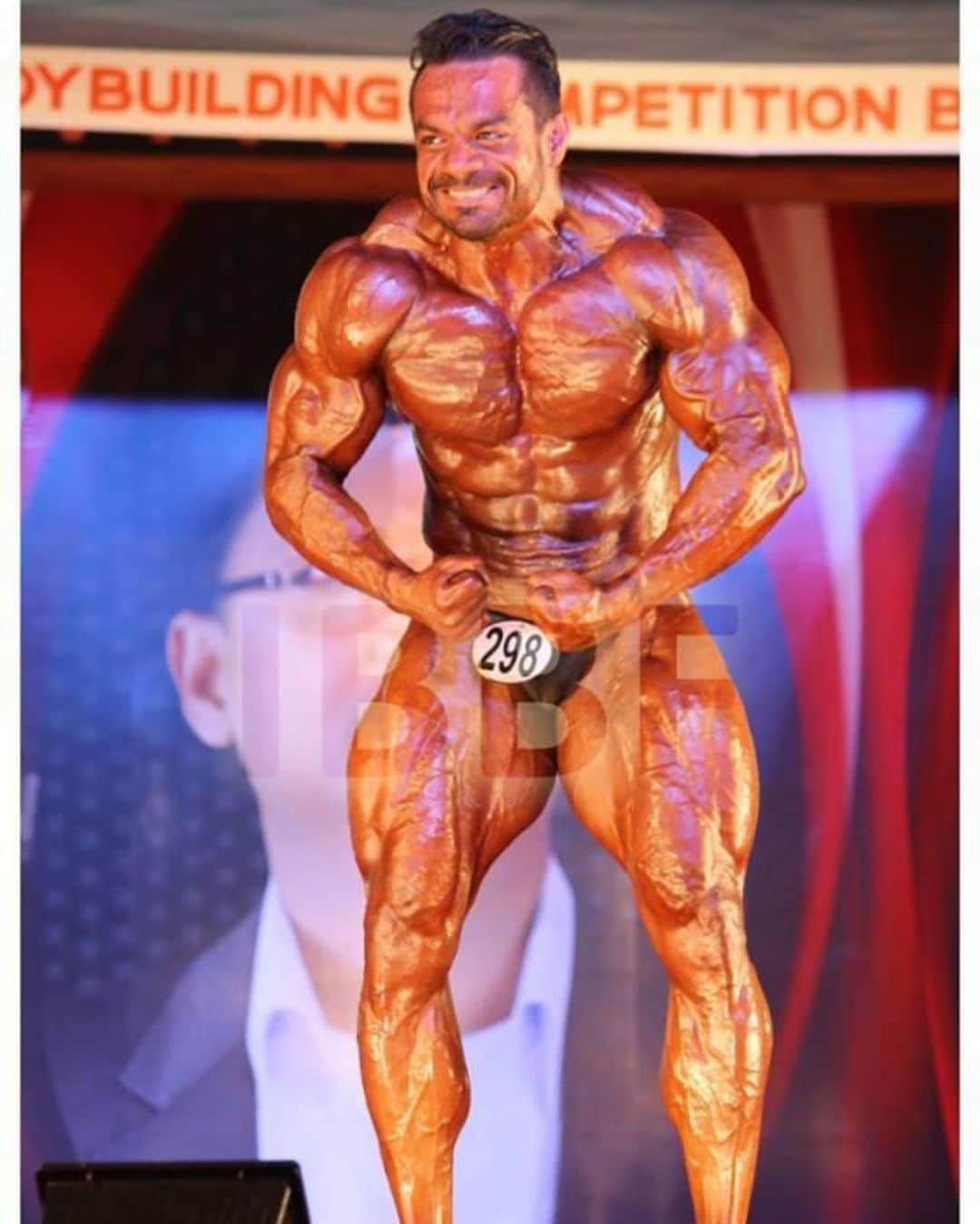Gaurav Tanejaのインスタグラム：「Exactly 4 years back. December 2016 Belgaum Bodybuilding has taught me so much discipline. Just keep your head down and keep working. You will be rewarded one day.  . #bodybuilding #flyingbeast #fitmuscletv」