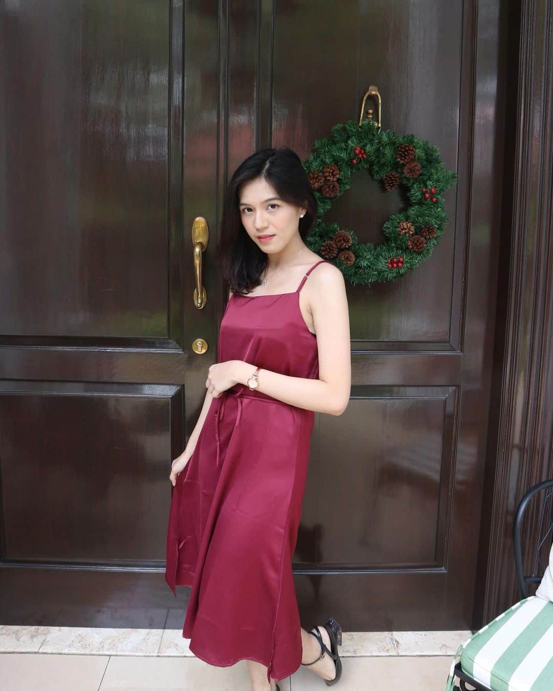 ガブリエラ・マルガレット・ワラオーのインスタグラム：「Meskipun lagi pandemi, semoga damai natal selalu menyertai」