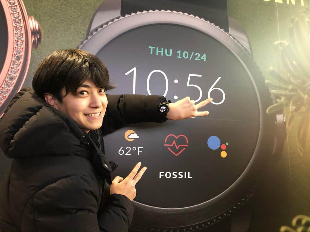 桜木那智のインスタグラム：「こんにちは、那智です！ はじめてのスマートウォッチはFOSSILのジェネレーション5Eをいただきました！ アクティビティにヘルスケアに重宝するシーンばかりなので、大切につかっていきたいです！    #FOSSIL　#フォッシル #fossilstyle #FossilSmartwatch #Gen5E　#PR」