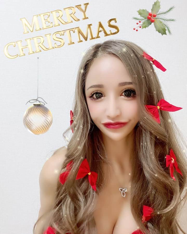 のインスタグラム：「生理な夜🎅🌙笑  #merrychristmas #xmas」