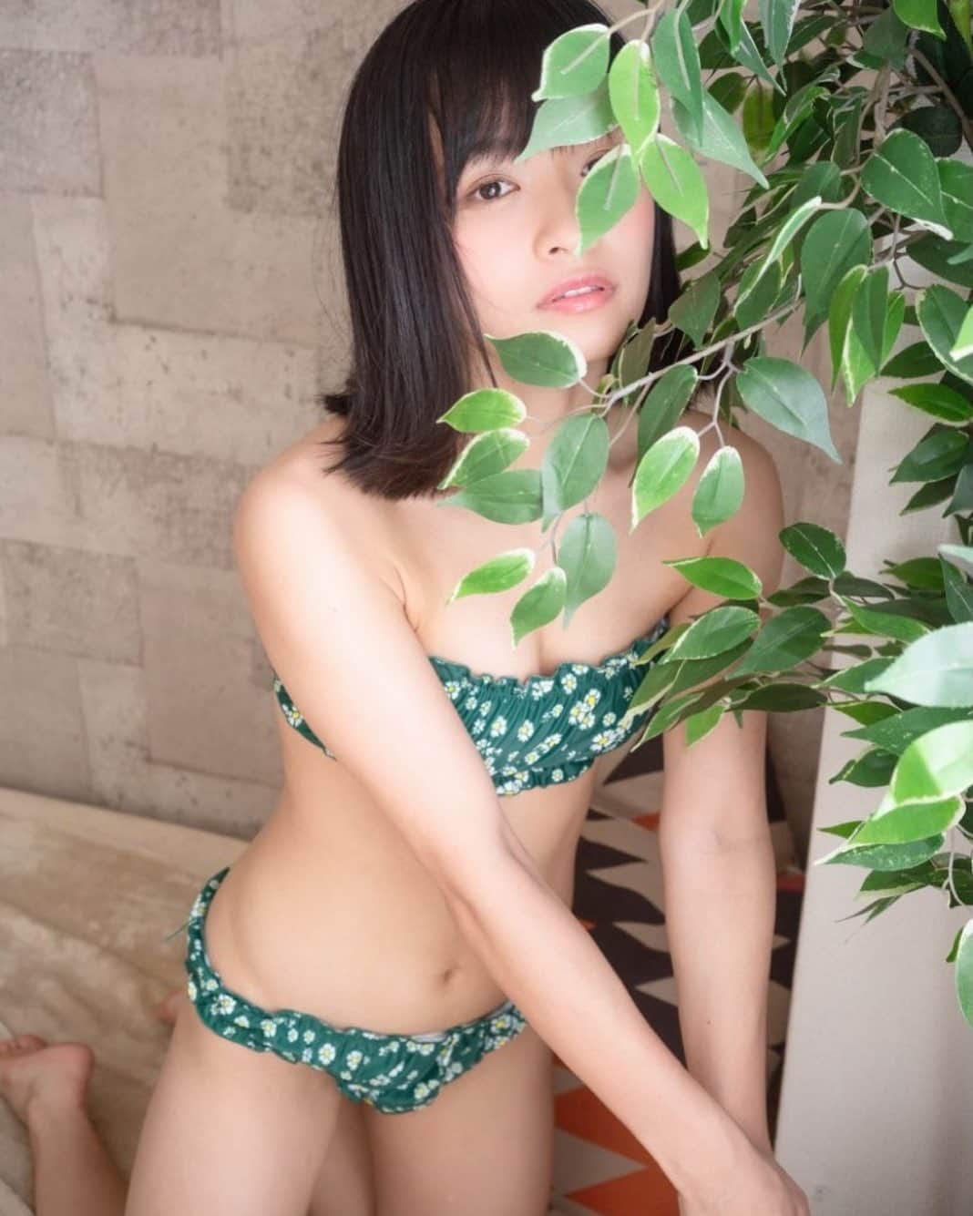 百川晴香さんのインスタグラム写真 - (百川晴香Instagram)「インスタグラビアvol.253👙クリスマスいかがお過ごしですか🎅💕 #japanesegirl #cute #followｍe #xmas」12月25日 18時07分 - momokawaharuka