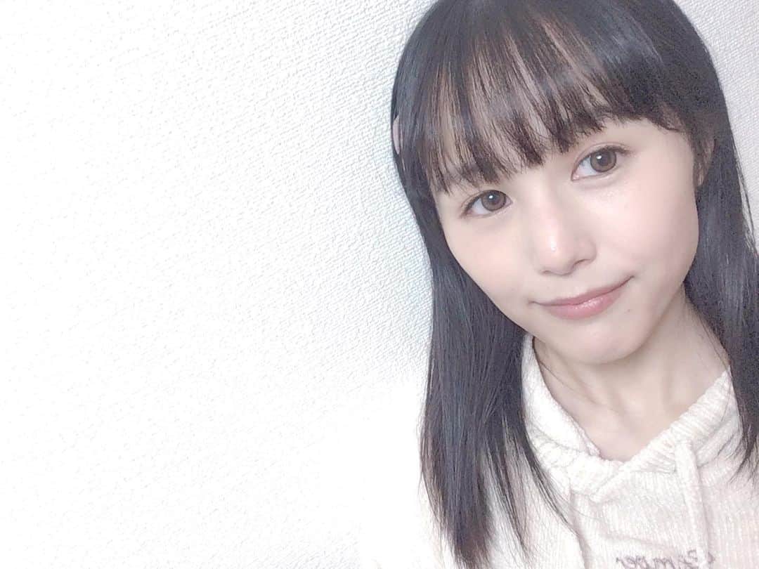 高橋紗妃のインスタグラム：「. . おひさしインスタライブ。 あと、20分くらいではじまりまーす！ . . あったかくして 飲み物とか用意して クリスマス会と忘年会をしましょー！ . . 例のごとく、なーんも考えてませんので コメント頼りにしてます。よろしくどうぞ。！ . 一緒に2020年を楽しくおさめましょうーーっ . .」
