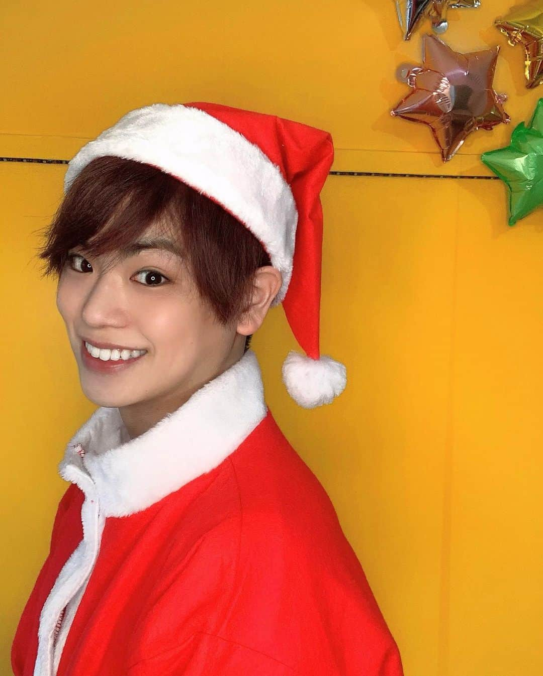 河崎良侑さんのインスタグラム写真 - (河崎良侑Instagram)「Merry🎄 Xmas✨  #12月25日 #christmas  #TikTok #毎日投稿 #フォローミー #奇跡の32歳 #クリぼっち」12月25日 18時17分 - ryosuke.kawasaki