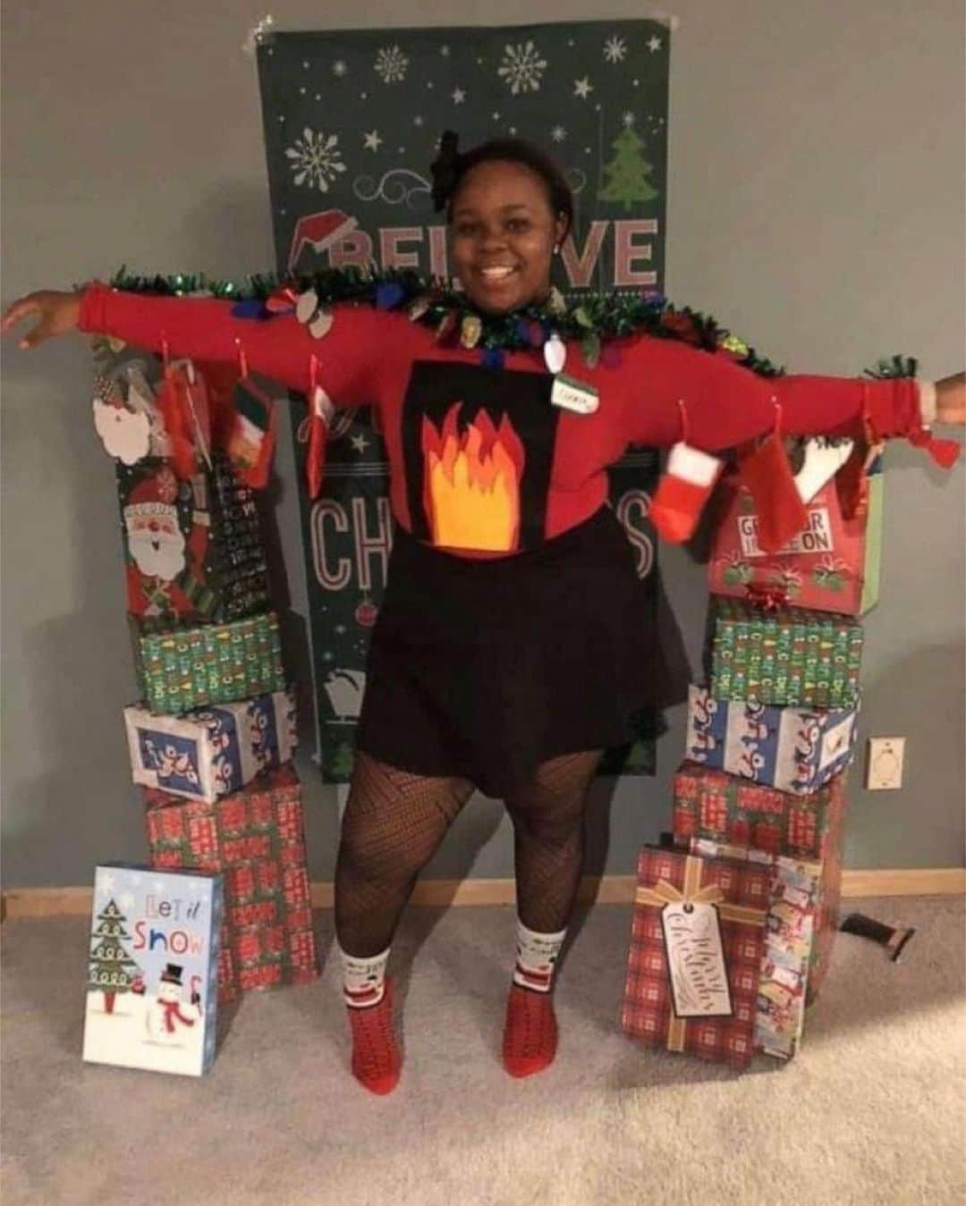 コモンのインスタグラム：「Merry #Christmas! Thinking of our dear sister #BreonnaTaylor today and how her family will be celebrating for the first time without her. God Bless.」