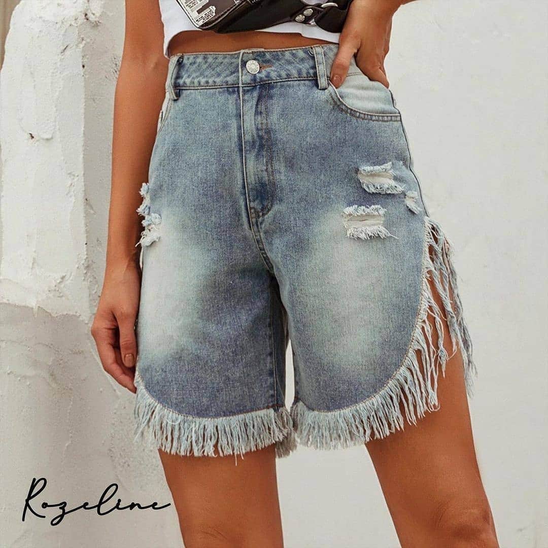 Insta Outfit Storeさんのインスタグラム写真 - (Insta Outfit StoreInstagram)「⭐ R O Z L I N E ⭐  Welcome to Rozeline, the place to find the exclusive collections of denim apparels for every taste and occasion.  Get the jeans, jackets,shorts and skirts that will match your favorite kicks.   Follow on Instagram ↠@_rozeline_ 📷  Shop NOW ⤵ ———————————— www.Rozeline.com ———————————— #Shop link in bio 🔥  ◼️◼️◼️◼️◼️◼️◼️◼️◼️◼️  #rozelinedenim #denim #denimjacket #denimaddicted #denimstyle #denimskirt #denimpants #denimart #denimcollection #newcollection #womensfashion #womenclothing #clothingbrand」12月26日 5時10分 - instaoutfitstore