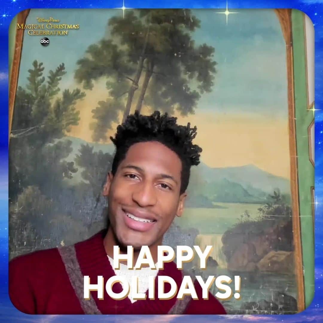 アメリカン・ブロードキャスティング・カンパニーのインスタグラム：「Have the happiest holiday season with @waltdisneyworld and the #DisneyChristmasCelebration as @jonbatiste performs "It's All Right" from #PixarSoul, streaming now on @disneyplus! ❤️」