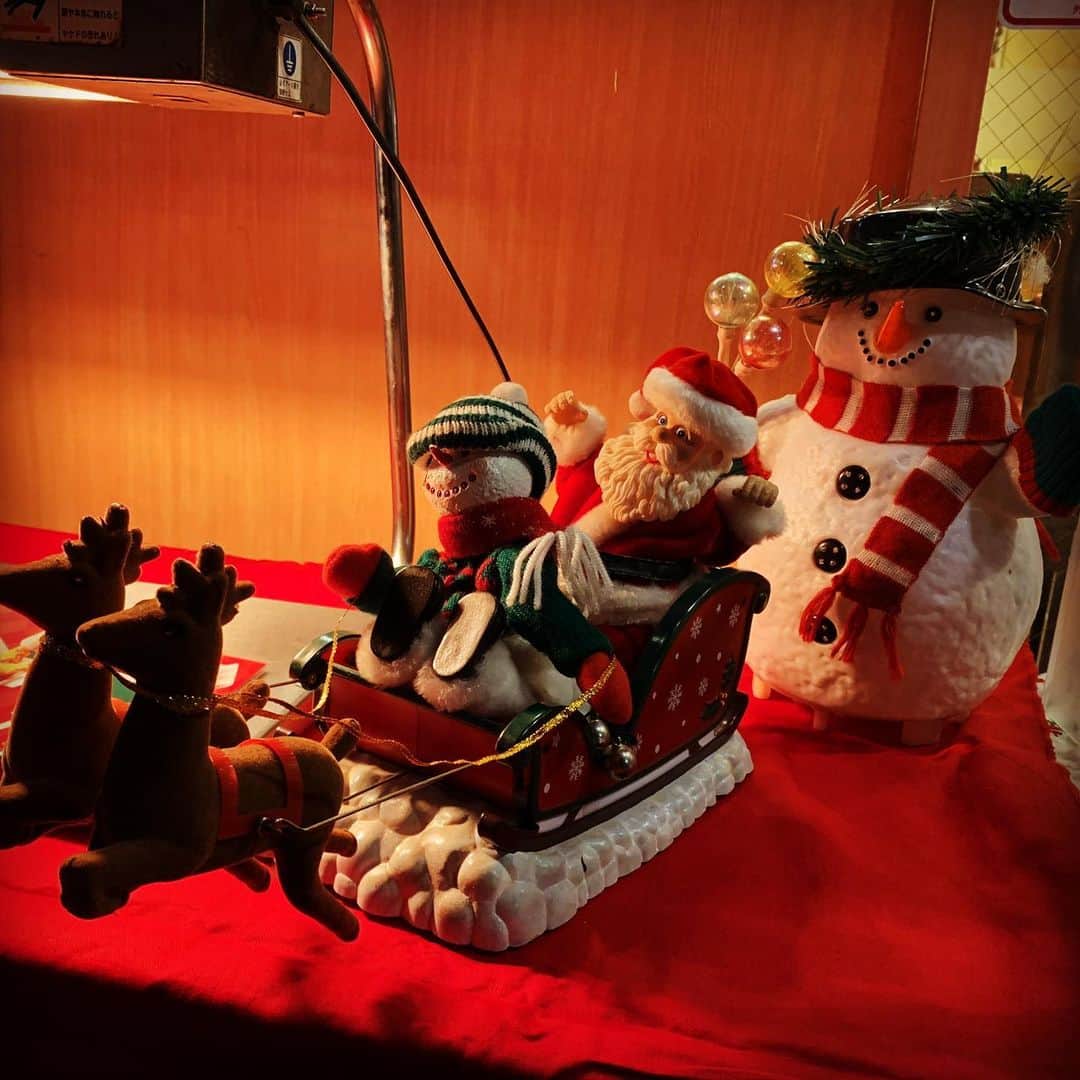 一三さんのインスタグラム写真 - (一三Instagram)「めり〜♪( ´θ｀)  #メリークリスマス #クリスマス #xmas #christmas #サンタクロース #santaclaus #トナカイ」12月25日 20時56分 - ichizou.co.jp