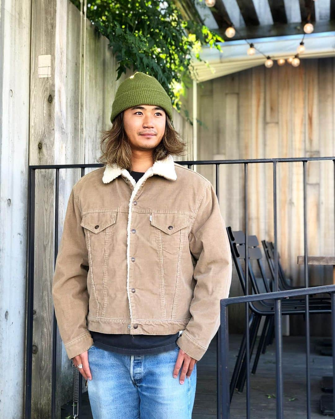 スタンダードカリフォルニアさんのインスタグラム写真 - (スタンダードカリフォルニアInstagram)「今日のShoは古着Mix.  70s Vintage Levis Sherpa Jacket  古着も通販可能です。 お問い合わせはDMから宜しくお願い致します。  #standardcalifornia  #スタンダードカリフォルニア #boajacket  #ボアジャケット #levis #リーバイス #vintage  #古着 #fashion #ファッション #todaysstaffofstandardcalifornia」12月25日 21時08分 - standardcalifornia