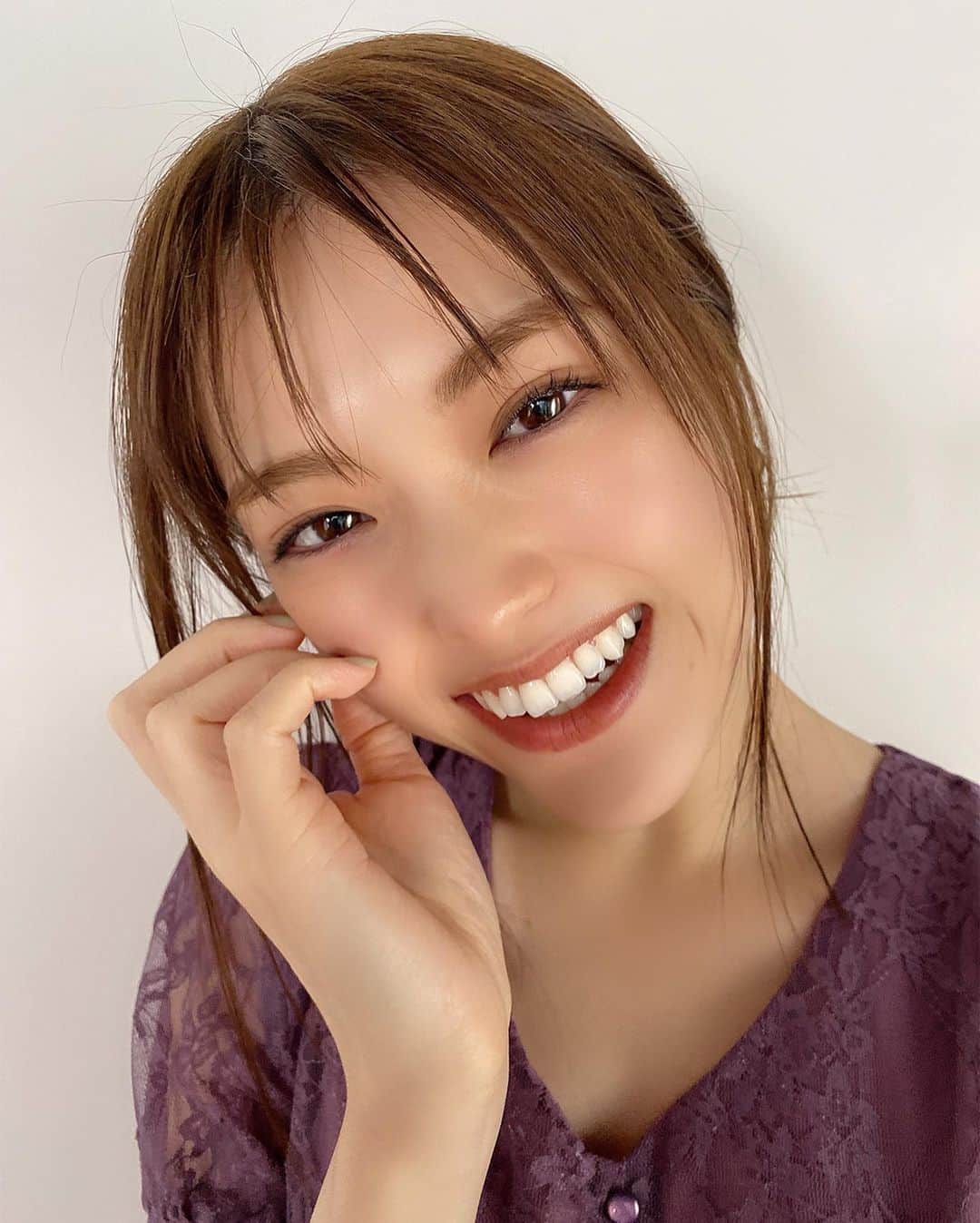 GRLさんのインスタグラム写真 - (GRLInstagram)「松村沙友理さん(乃木坂46)GRL撮影オフショット🌹 #松村沙友理 #乃木坂46 #outfit #ootd #outfitoftheday #girl #girls #fashion #coordinate #followme #オフショット #コーデ #コーディネート #grl #グレイル #プチプラ #ファストファッション #通販 #通販サイト #プチプラコーデ #ファッション #可愛い #かわいい #cute #レースワンピ」12月25日 21時03分 - grl_official