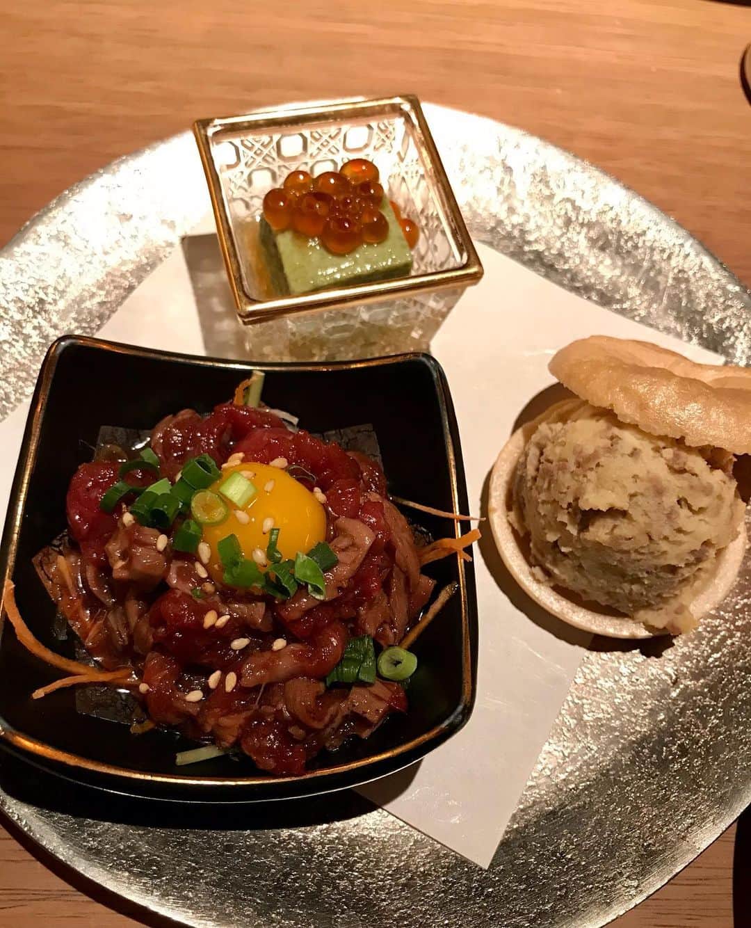 不可思さんのインスタグラム写真 - (不可思Instagram)「試合終わって4回目の焼肉は、新宿にあるラム焼肉専門店 「lamb ne（ラムネ）」へ。 ラムってこんなにいろんな部位が食べれるの知らんかった。 初めて食べる部位いっぱいだったし、前菜から想像以上に美味かったし大満足。 ご馳走様でした🙏  @lambne_shinjuku  #新宿　 #lambne  #ラムネ　 #ラム肉」12月25日 21時19分 - fukashi.kb