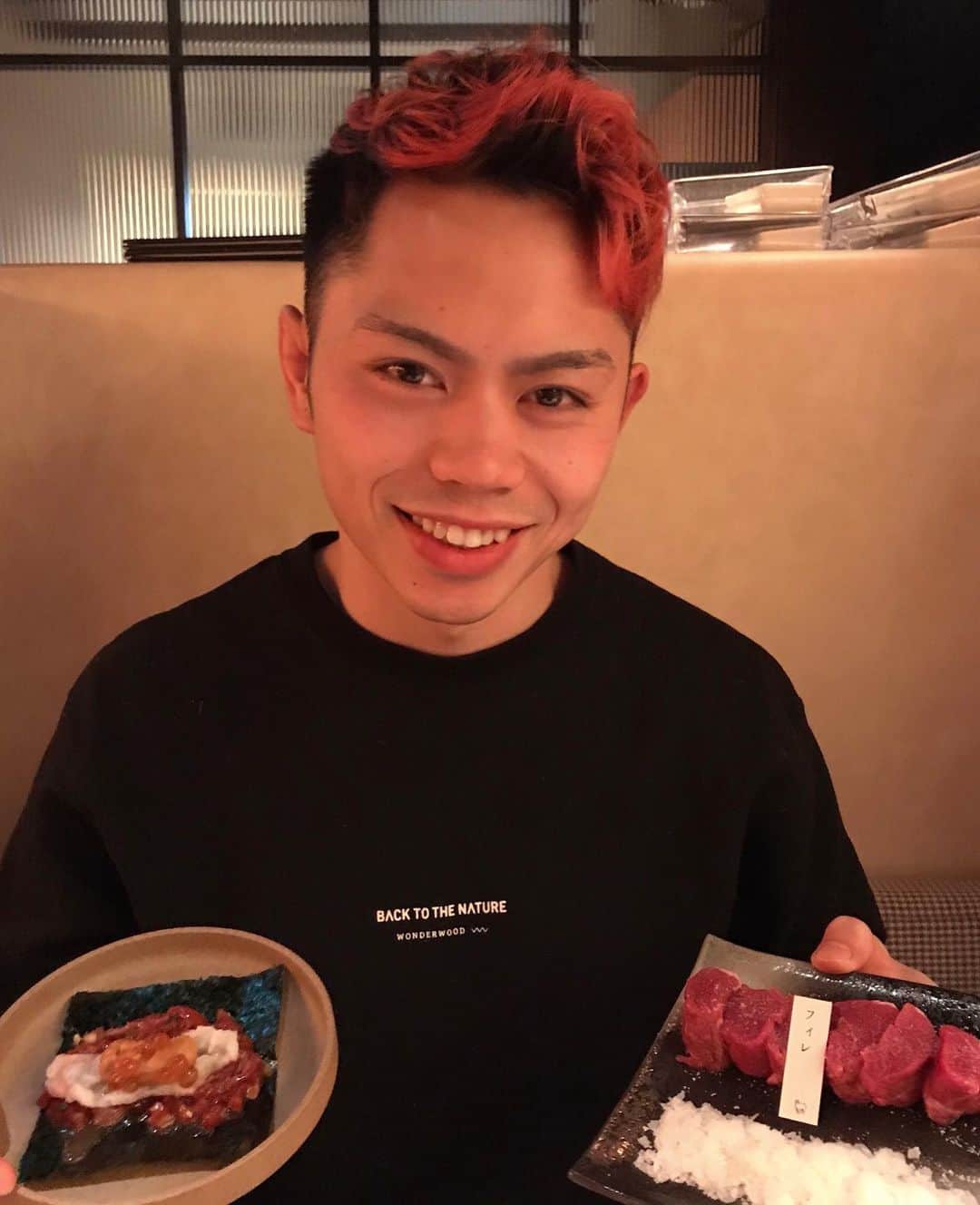 不可思のインスタグラム：「試合終わって4回目の焼肉は、新宿にあるラム焼肉専門店 「lamb ne（ラムネ）」へ。 ラムってこんなにいろんな部位が食べれるの知らんかった。 初めて食べる部位いっぱいだったし、前菜から想像以上に美味かったし大満足。 ご馳走様でした🙏  @lambne_shinjuku  #新宿　 #lambne  #ラムネ　 #ラム肉」