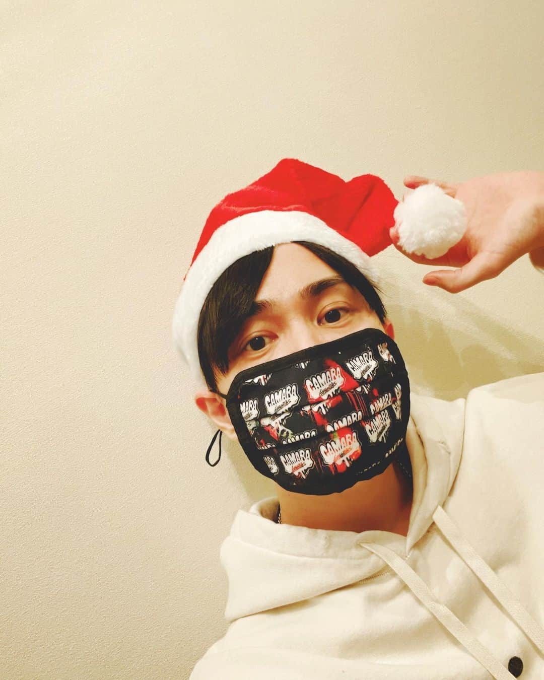 鈴木達央さんのインスタグラム写真 - (鈴木達央Instagram)「スタジオで見つけたやーつ。 Merry Christmas🎄🎁✨  #merrychristmas」12月25日 21時36分 - ta2hisa_suzuki