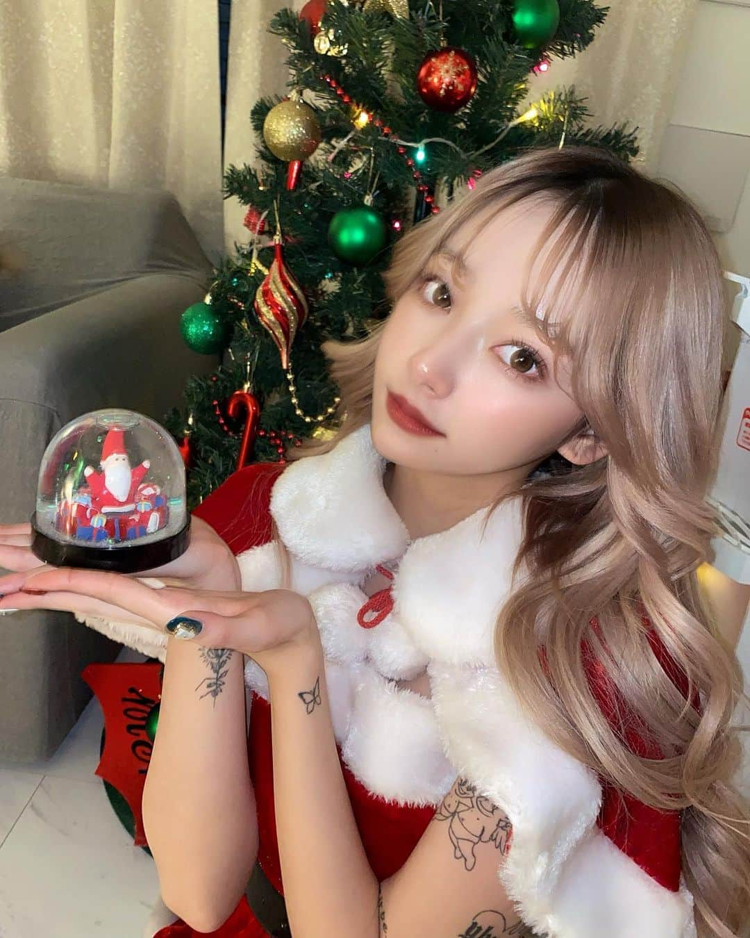 PyunA.(ぴょな)さんのインスタグラム写真 - (PyunA.(ぴょな)Instagram)「Merry Christmas 🥰🎄🎁」12月25日 21時48分 - _000919_