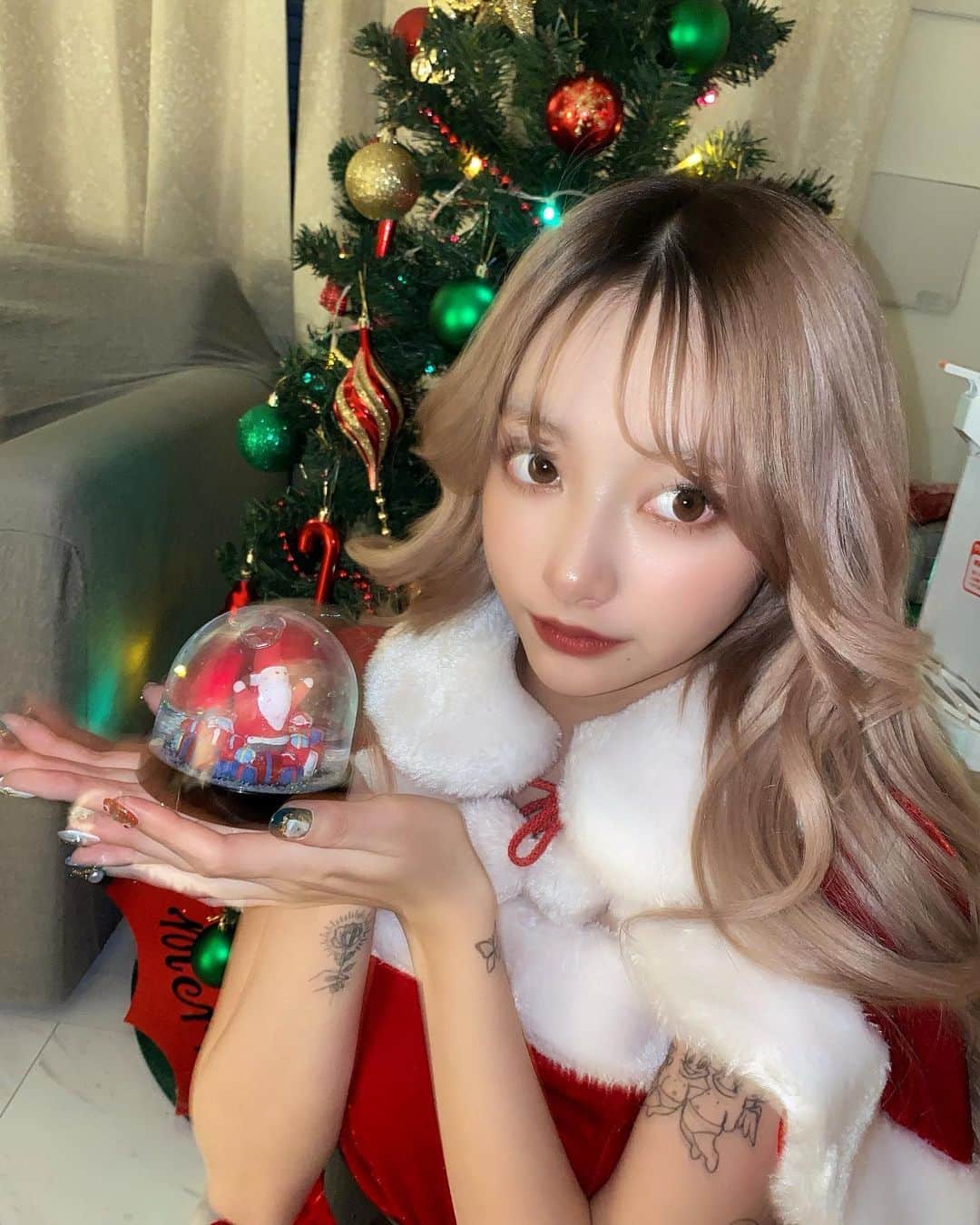 PyunA.(ぴょな)さんのインスタグラム写真 - (PyunA.(ぴょな)Instagram)「Merry Christmas 🥰🎄🎁」12月25日 21時48分 - _000919_