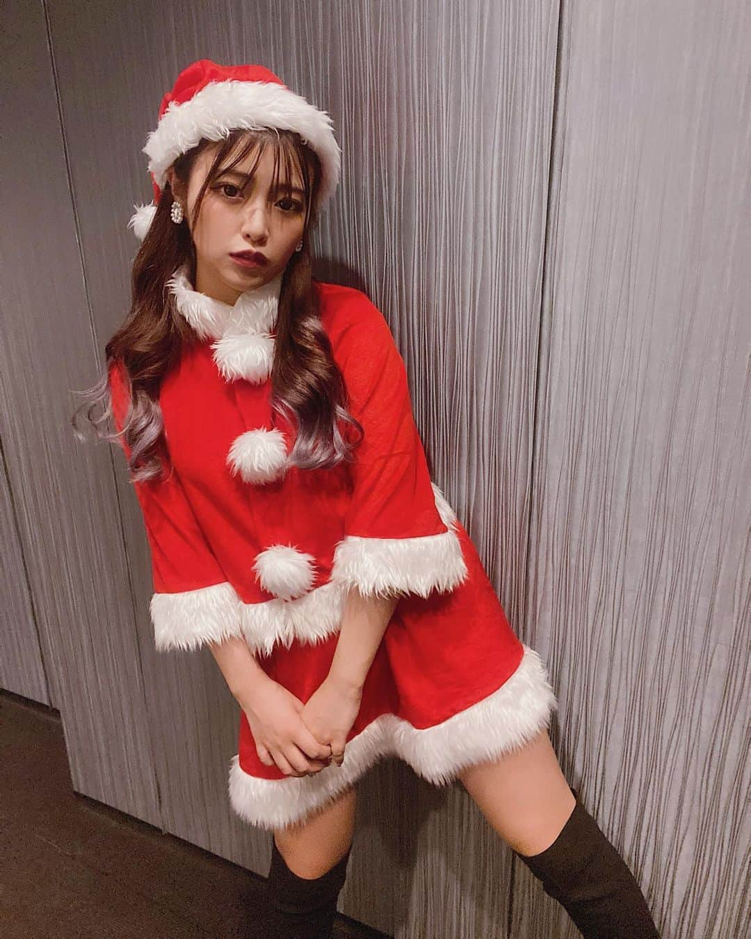 MaRuRi（まるりとりゅうが）さんのインスタグラム写真 - (MaRuRi（まるりとりゅうが）Instagram)「Merry Xmas 🎅🏻🧸 まるりとりゅうがからの クリスマスプレゼントは 新曲『甜言密語』でした🎁🤍 この曲は2021年1月1日からスタートする PopteenとコラボレーションしたSNSドラマ 「恋は青春より青し。」(koiao) の 主題歌として書き下ろした曲です！ 読み方は、てんげんみつご。 みんな読めたかな？😎❤️ 久しぶりの男女ユニットらしい まるりとりゅうがの曲になったなと😊 お気に入りの曲になりました！！！ たくさん聞いてね💜」12月25日 21時58分 - maruridayo