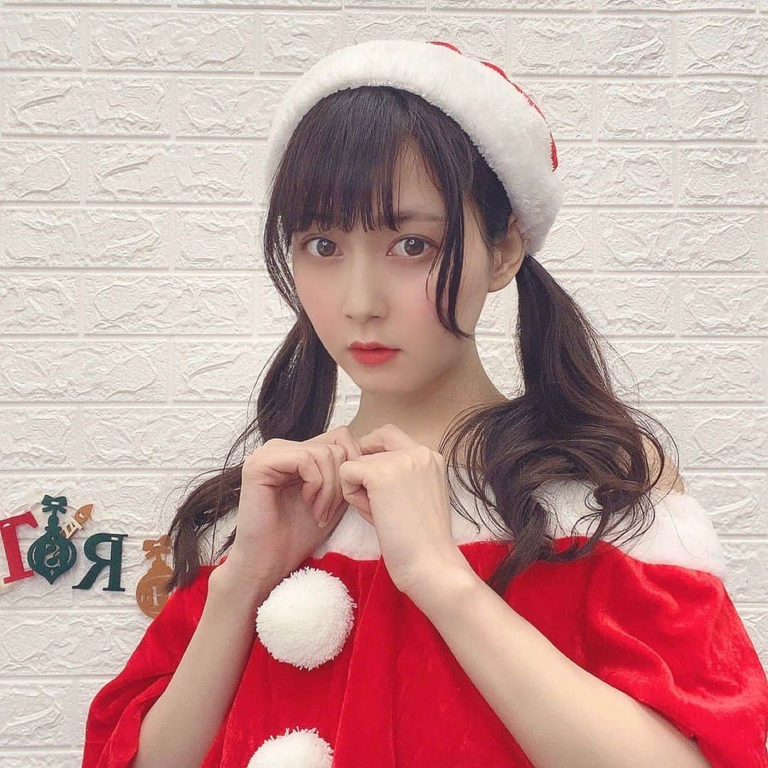 金久保マユ（ぼんぼん）さんのインスタグラム写真 - (金久保マユ（ぼんぼん）Instagram)「めりーくりすます🎄 良い子の皆さん、 プレゼントは届きましたか🎁？」12月25日 22時18分 - kanakubo_mei