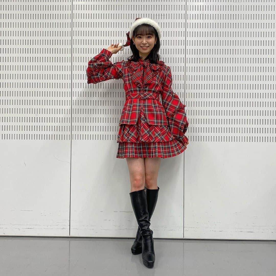 山内瑞葵さんのインスタグラム写真 - (山内瑞葵Instagram)「. ୨୧┈┈┈┈┈┈┈┈┈┈୨୧ . #Mステ 見ていただけましたか？⸜❤︎⸝ . 赤チェックの 新衣装がものすごく可愛い！ これからたくさん着れますように🥰 . #AKB48 #衣装 #赤チェック . ୨୧┈┈┈┈┈┈┈┈┈┈୨୧」12月25日 22時15分 - zukky_48