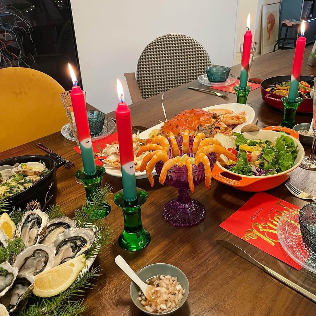 チョン・ヘビンのインスタグラム：「메리크리스마스🎄」