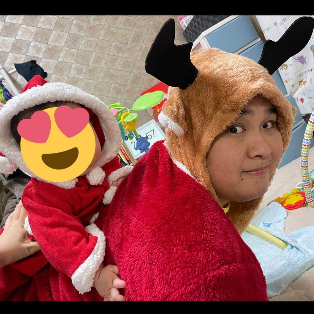 ンダホさんのインスタグラム写真 - (ンダホInstagram)「メリークリスマス🤶🦌🎄 初めてちゃんとこういうのやった♪ 楽しいかよ^ ^  #初めてあげる方になった☺️ #クリスマス」12月25日 22時21分 - ndaho.fischers