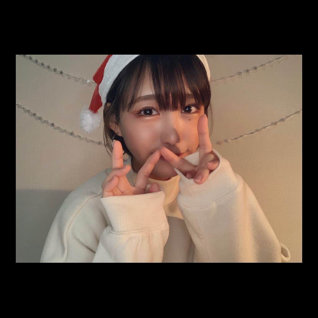 小嶋結里亜さんのインスタグラム写真 - (小嶋結里亜Instagram)「.﻿ .メリークリスマス。🎄🎂🎁🤍﻿ ﻿ ﻿ ❁﻿ ﻿ ❁﻿ ﻿ #妃乃ゆりあ #クリスマス #Merryxmas ﻿ #配信ありがとうございました 🤶」12月25日 22時31分 - hino_yuria127