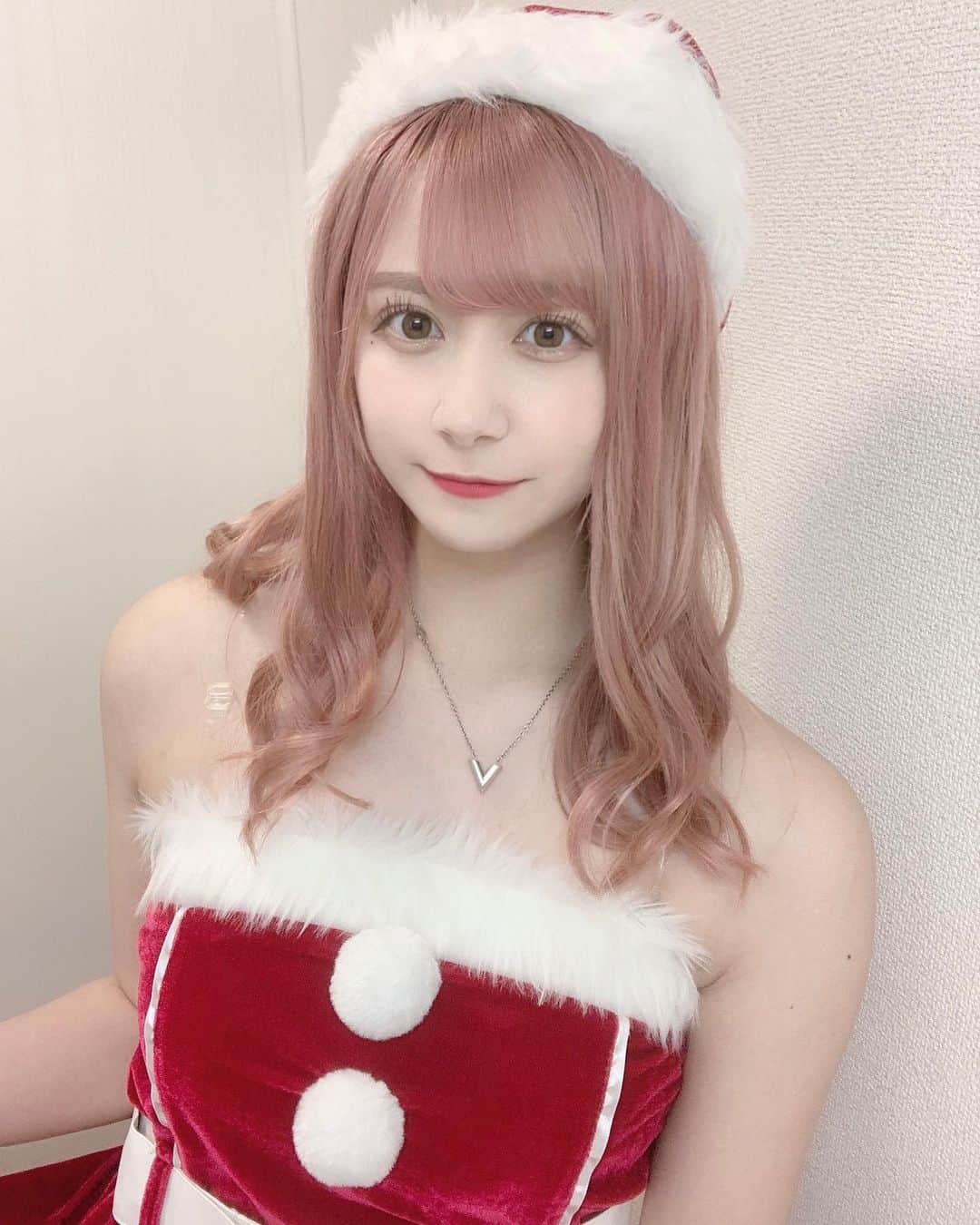 兼次桜菜さんのインスタグラム写真 - (兼次桜菜Instagram)「メリクリ🎅🏻 どんなクリスマスだった〜？💭」12月25日 22時33分 - kaneshisana