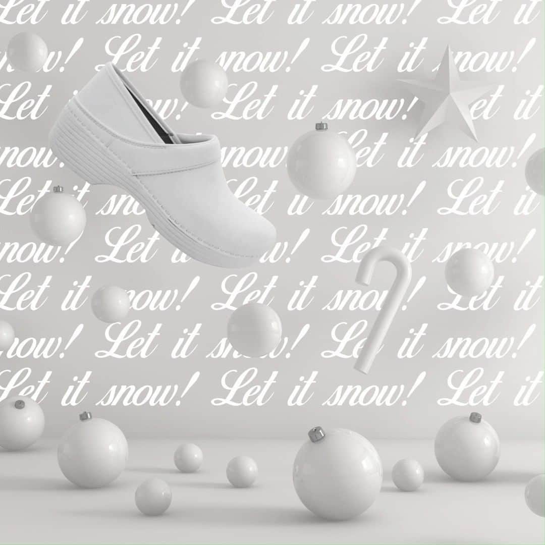 ダンスコのインスタグラム：「Happy Holidays from your Dansko family!」