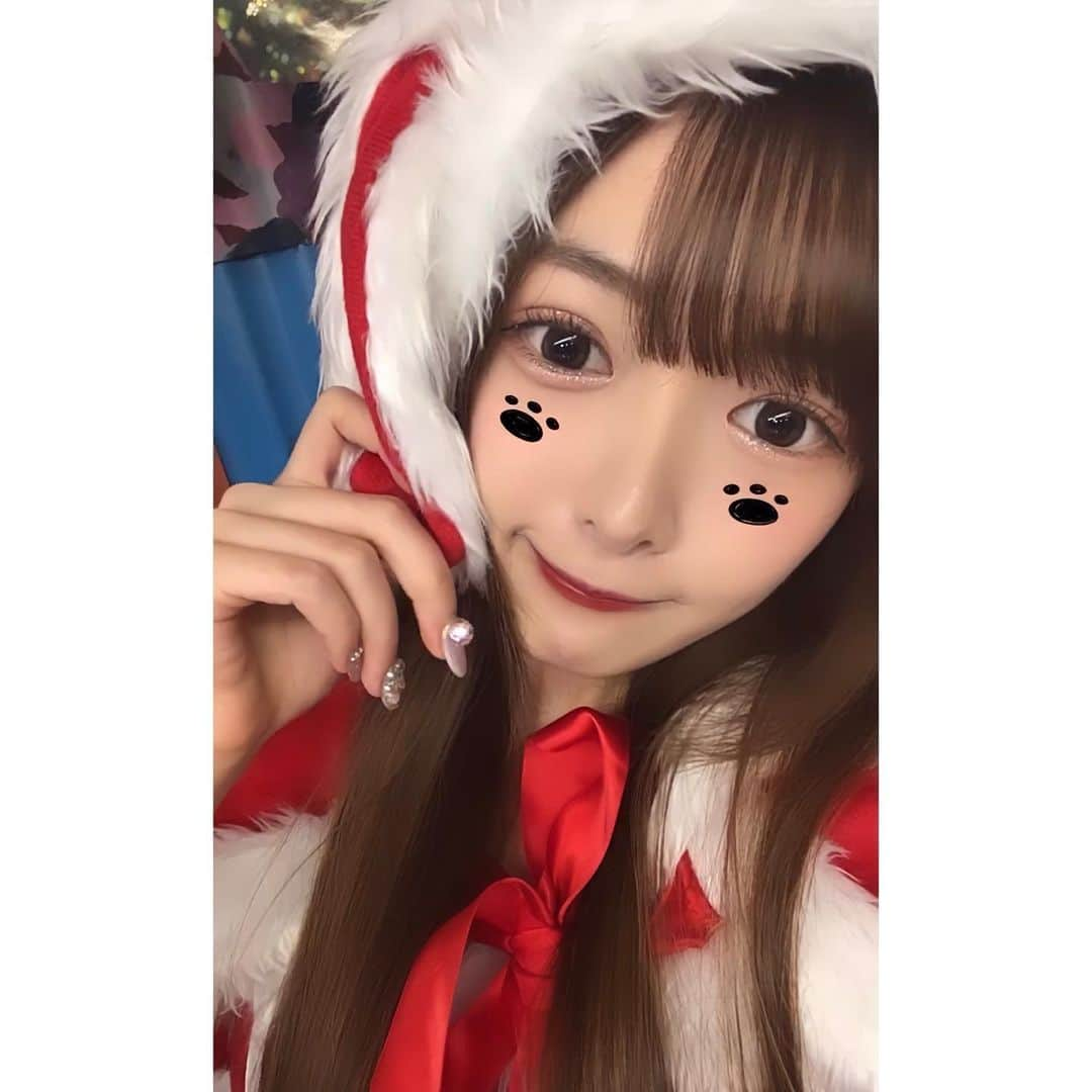 谷岸玲那さんのインスタグラム写真 - (谷岸玲那Instagram)「💕🎄 MerryX'mas 🎄💕  サンタコスしたよ！！ ウサ耳のサンタさん💭🐰  みんなが素敵なクリスマスになりますように🥰  #クリスマス #メリークリスマス  #サンタコス #コスプレ  #xmas #merrychristmas  #cosplay #instagood」12月25日 23時05分 - renatanigishi