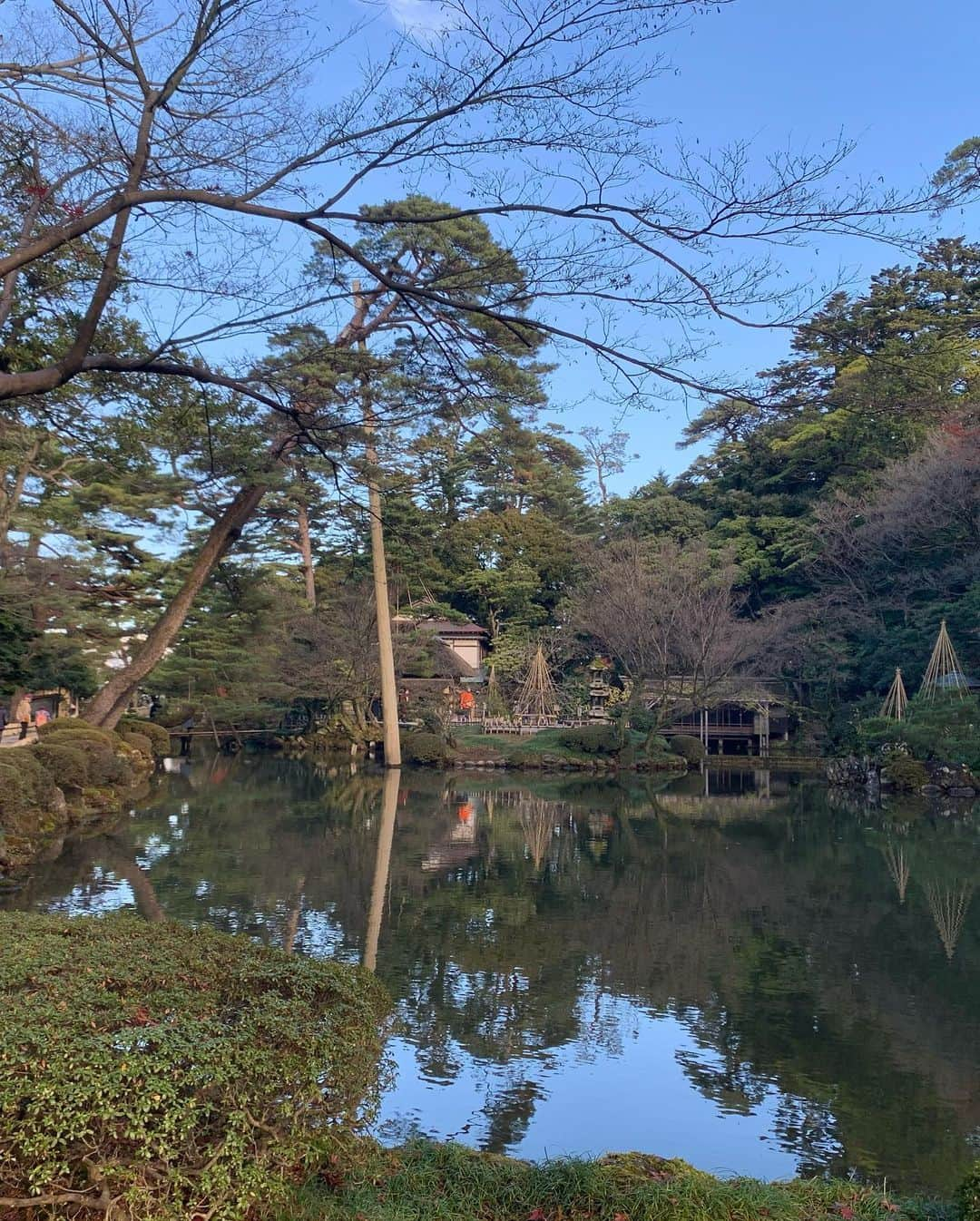 真田真帆さんのインスタグラム写真 - (真田真帆Instagram)「金沢旅行1日目 空の旅 #兼六園 #石浦神社 #きまちゃん #辻口博啓 シェフ #21世紀美術館」12月25日 23時29分 - sanadaaaaaa_maho