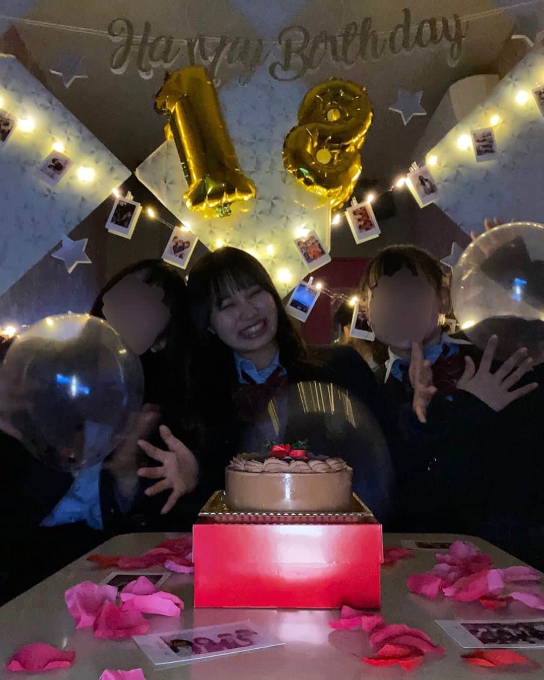 宮丸くるみのインスタグラム：「﻿ ﻿ ﻿ Thank you so much for your best friends…( ' ' )♡  ・ ・ ・  #リリバリ #lilyofthevalley #アイドル #idol #jk #18歳 #誕生日サプライズ #誕生日 #誕生日ケーキ #サプライズ #誕生日会 #サプライズバースデー #高校生」