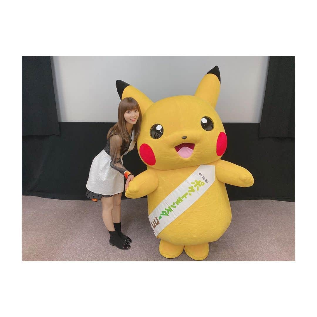 吉川千愛さんのインスタグラム写真 - (吉川千愛Instagram)「『劇場版 ポケットモンスター ココ』  12月25日本日から公開されてます❤︎ ということでピカチュウに 招待してもらって 私も一足先に 鑑賞させてもらいました✌🏻いぇい  簡単に言うと 【ポケモンが人間を育てる】 っていう物語で 小さなお友達だけじゃなく おとなのみんな、 お父さんお母さんも 楽しめる作品だと思ったよ❣️  泣いた😭😭  みんなも劇場でぜひ！！ #LinQ #ポケモン #ポケットモンスター #ポケットモンスターココ #劇場版ポケットモンスターココ #movie #poketmonster  #ピカチュウ」12月25日 23時33分 - chiaki_yo