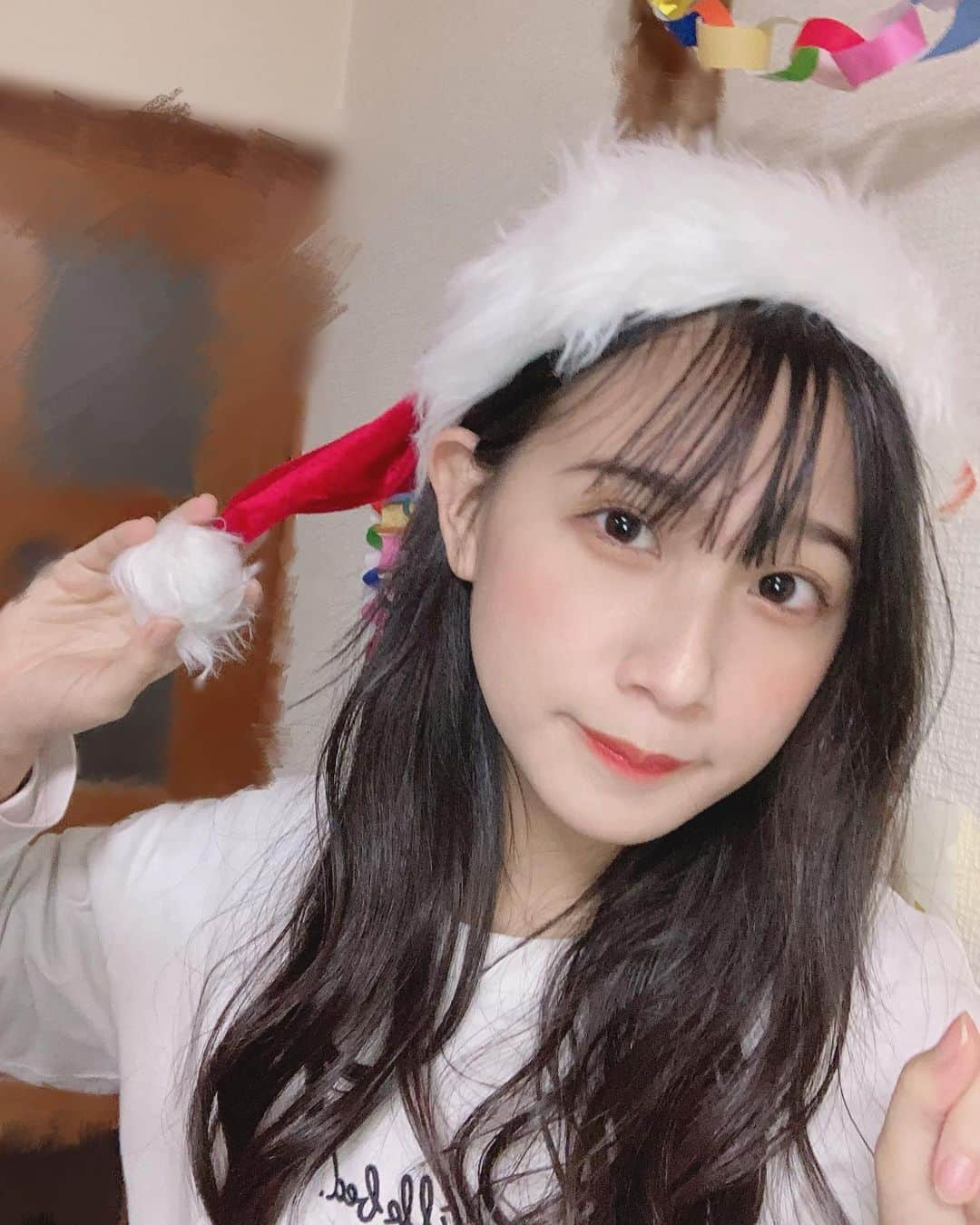 桜木彩音のインスタグラム：「めりーくりすます🎄✨ (photo by 弟👦🏻)  #merrychristmas #サンタ #トナカイ」