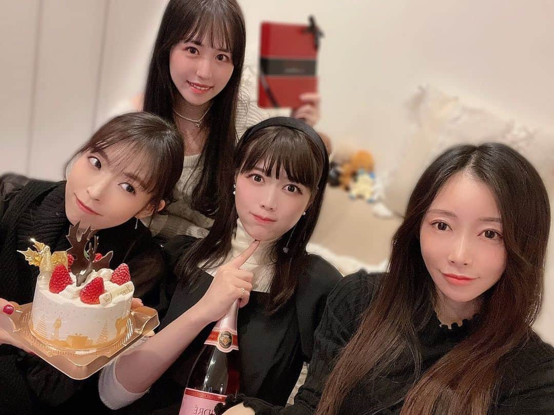 ロゼ・ガーデンフェアリーさんのインスタグラム写真 - (ロゼ・ガーデンフェアリーInstagram)12月25日 23時47分 - francis.com.p