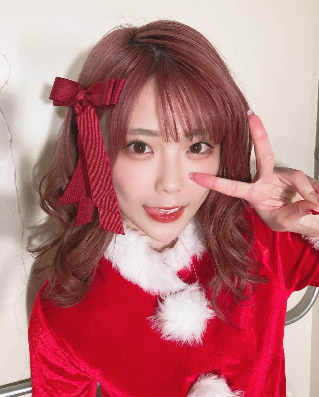 川村虹花さんのインスタグラム写真 - (川村虹花Instagram)「1226 25歳になりました〜！( ᷇࿀ ᷆ ) 仮面女子のメンバーでいれるのもあと約1ヶ月です。 これからも応援よろしくお願いします！ ， #happybirthday  #mybirthday  #1226」12月26日 0時00分 - nanaka_kawamura