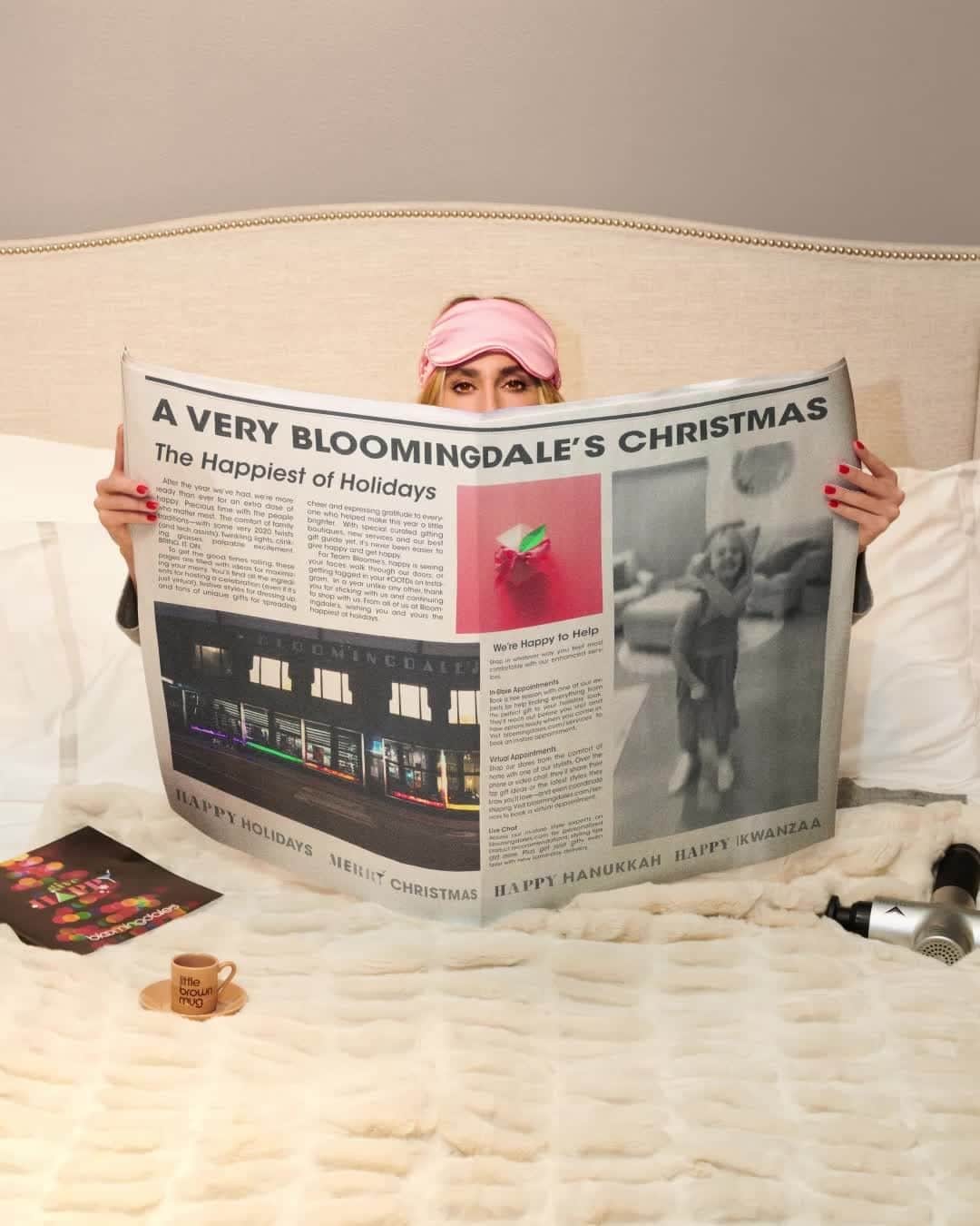 Bloomingdale'sのインスタグラム：「Wishing you all things merry and bright this Christmas 💖🎄」