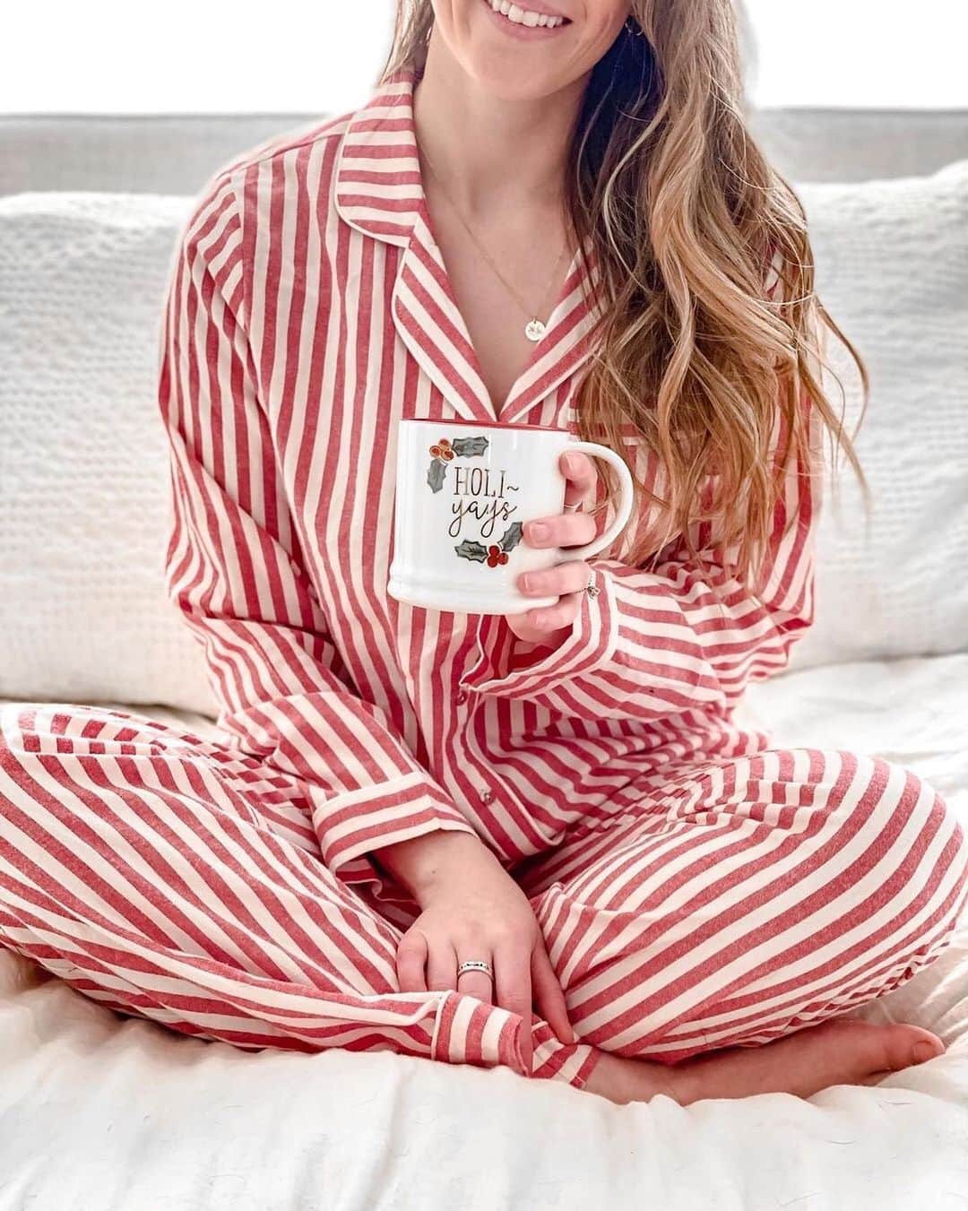 Target Styleのインスタグラム：「Merry morning to everyone still in their PJs. 🎄❤️ #StarsAbove 📷: @funnylittlefairytale」