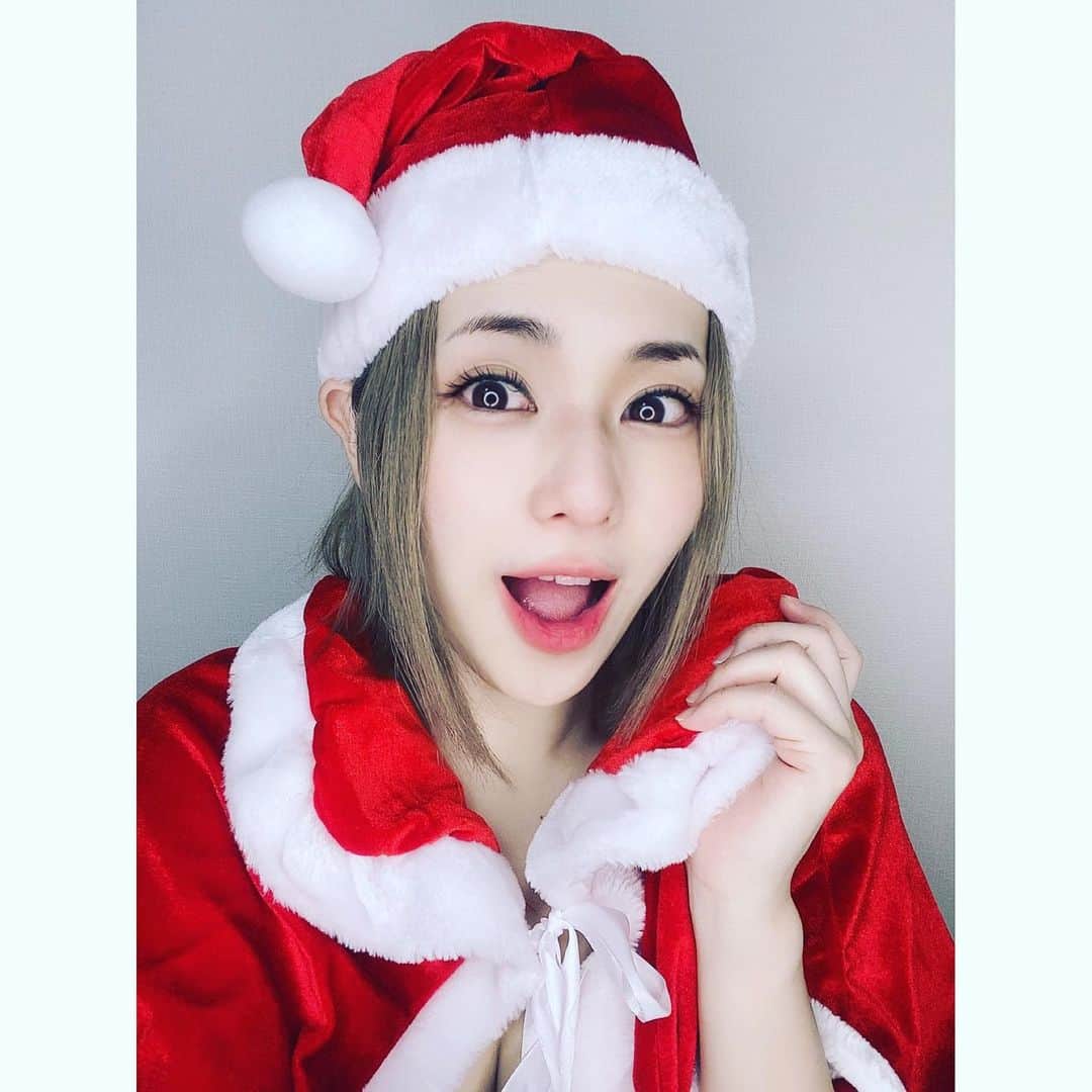 蒼井そらのインスタグラム：「Merry Christmas🧑‍🎄 * 圣诞节快乐🎄 * メリクリ❤️ 中国時間では間に合ってる！」