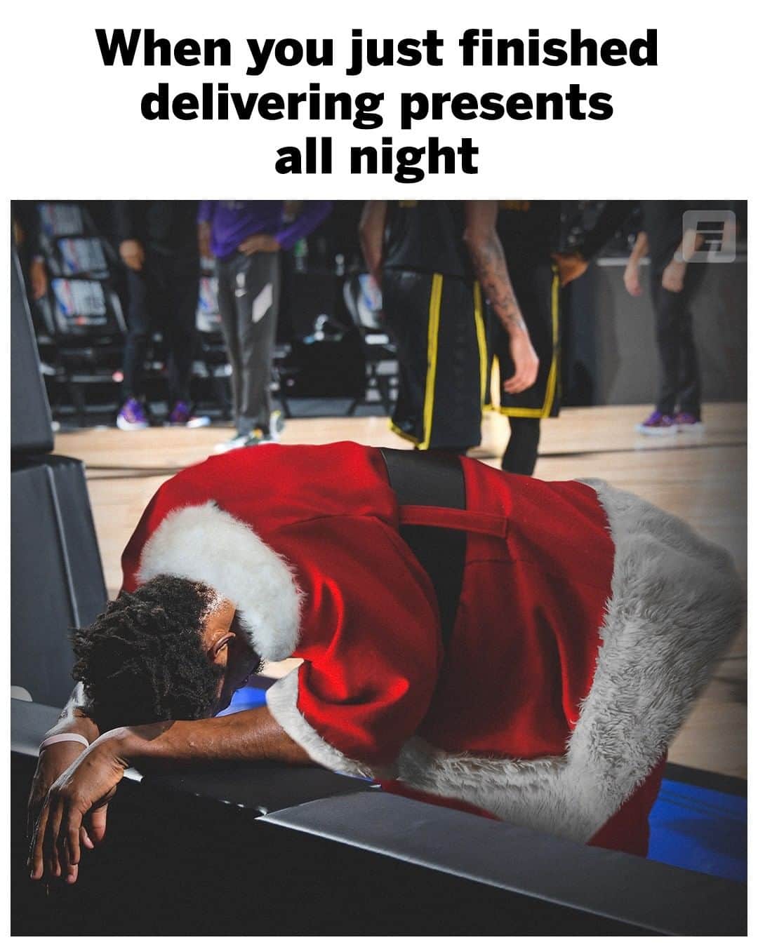 espnさんのインスタグラム写真 - (espnInstagram)「Some great NBA memes ... reimagined 😂🎄🎅」12月26日 1時00分 - espn