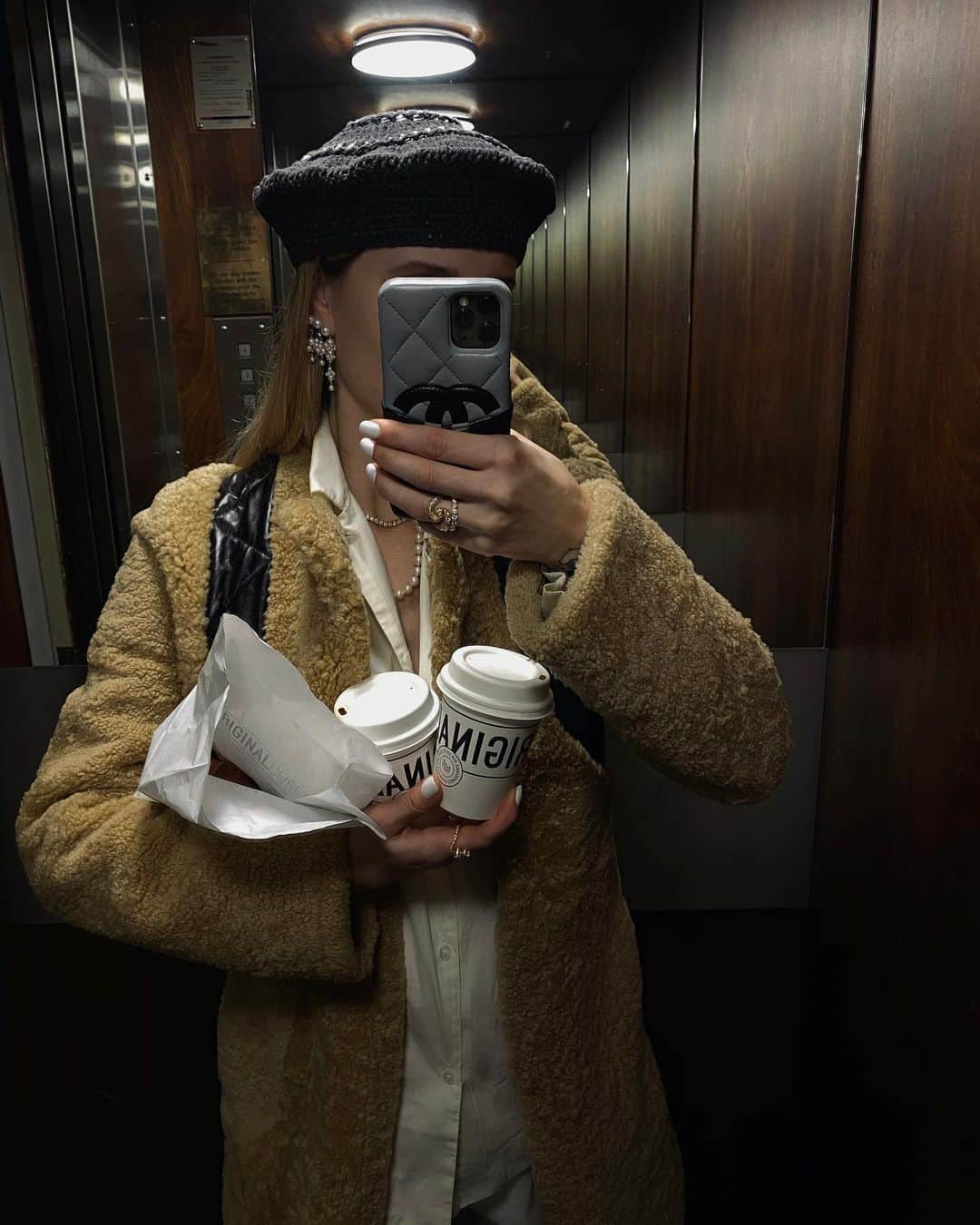ペニーレ・タイスベックのインスタグラム：「In PJ’s all day🎄🧟‍♀️」