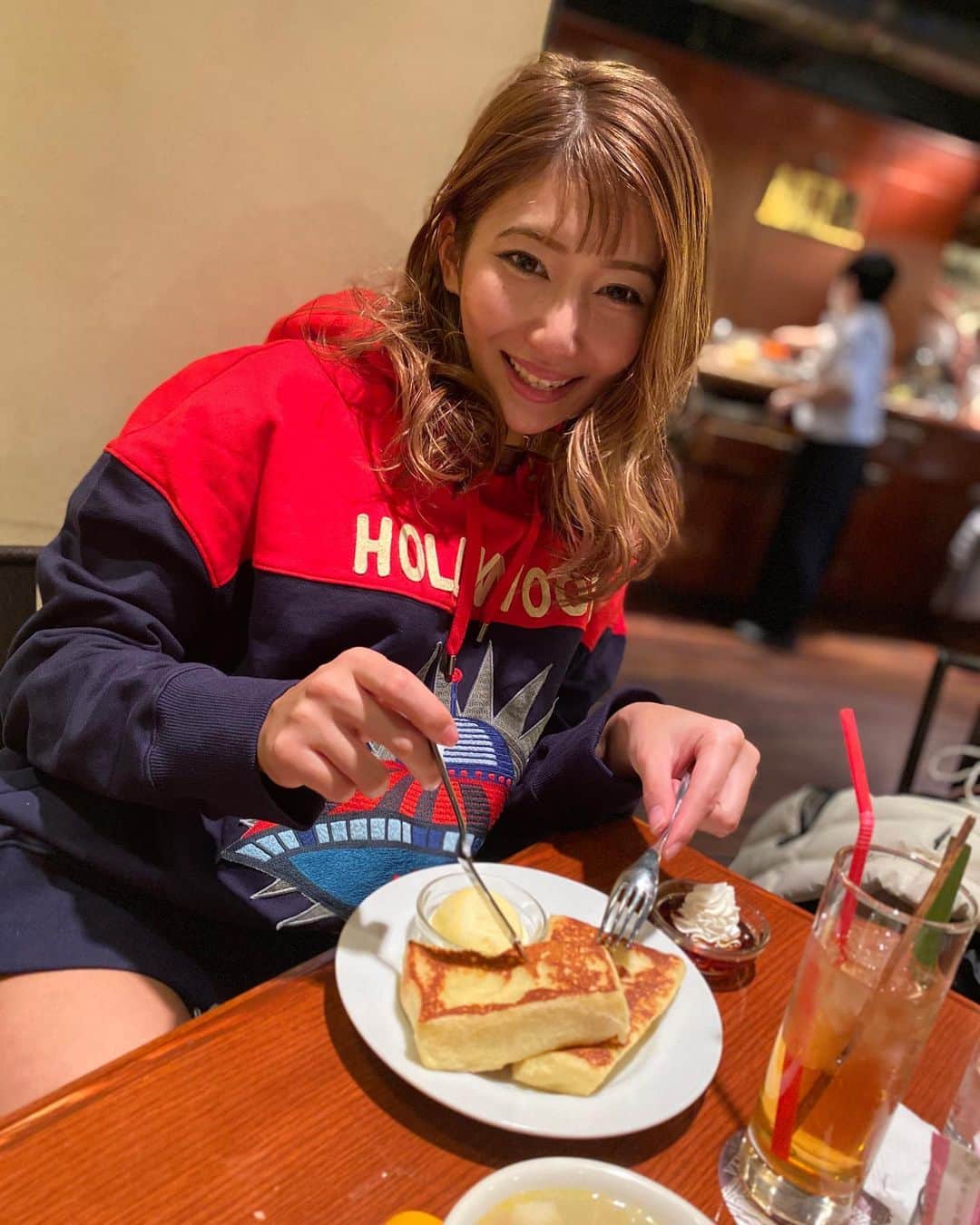 緒方友莉奈のグルメインスタ