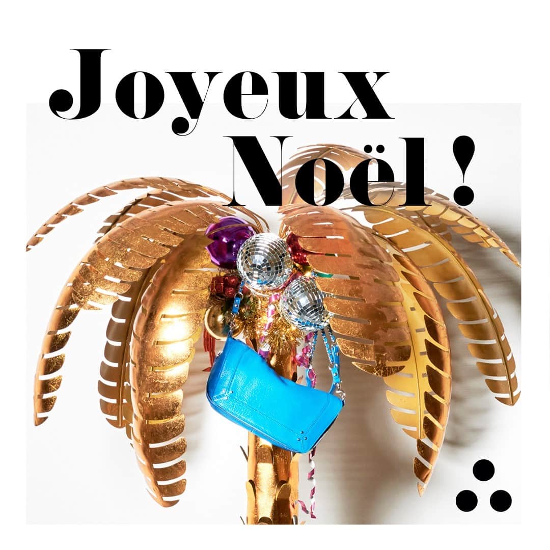 ジェロームドレイフュスのインスタグラム：「MERRY CHRISTMAS! Take care of yourselves and your loved ones this holiday season. With love, the Jerome Dreyfuss team . . Art Direction @carolinnerennequin Photo @pierr_antoine #jeromedreyfuss #merrychristmas」