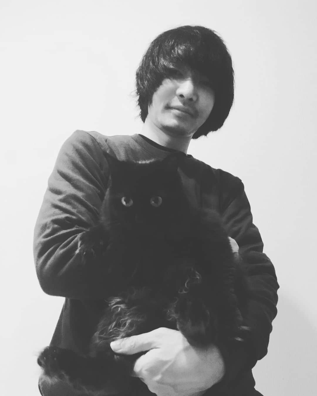 木下理樹さんのインスタグラム写真 - (木下理樹Instagram)「猫と私」12月26日 2時01分 - rikikundeath