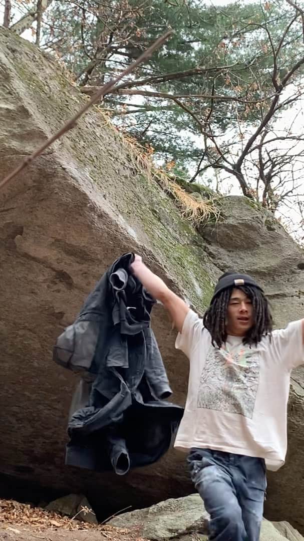 一宮大介のインスタグラム：「@mountainhardwear.jp @evolv_japan @cbd_cannapresso_jp @up.athlete @organicclimbing @frictionlabs」