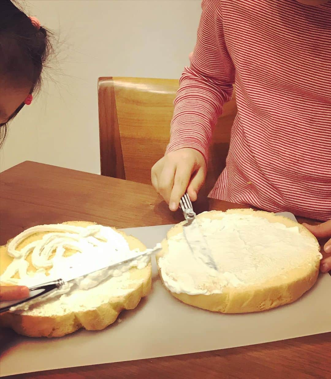 寺川綾さんのインスタグラム写真 - (寺川綾Instagram)「クリスマス🎄も終わり、急に年末な感じになるー🎍☀️ 少しずつ大掃除始めよっと🧹🧼🧽🧤 #12月 #クリスマス🎄 #終わったらすぐに #お正月 #忙しないw  #野口真紀さんレシピに #助けられてます💓 #心に余裕をもって #楽しもう🤙」12月26日 13時34分 - terakawaaya_official