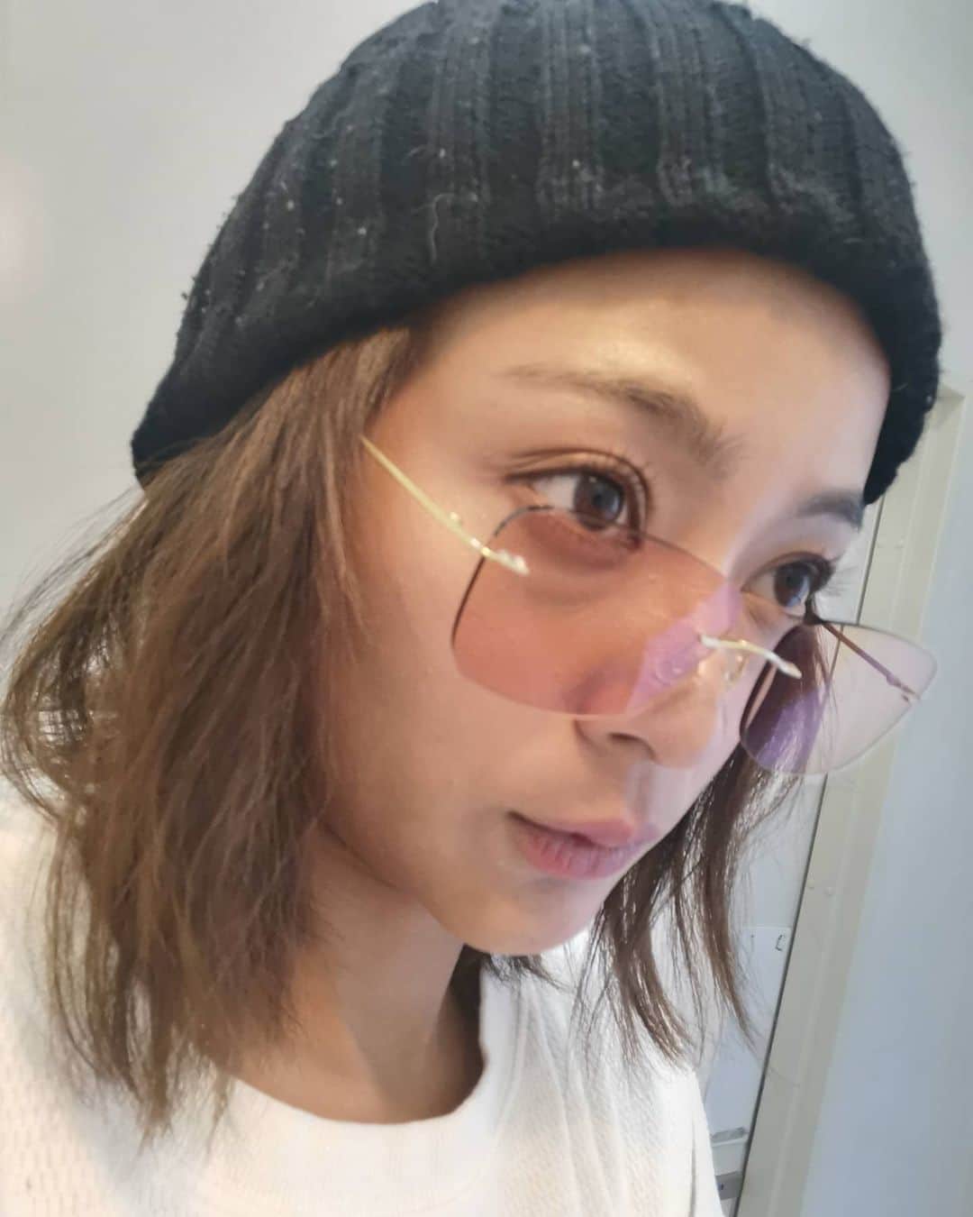 脇田恵子のインスタグラム：「@econo_me_p2c 新年に2ndサンプルがあがるー😘❤️。 めちゃくちゃいいアイテム出来て来たよ🤗早くみんなにお知らせしたいなー。 2020年は思ってたよりのんびりになってるけど、自分のこと初めてくらいいい意味でゆっくり向きあえたいい年になりました😇。  皆はどんな一年だったかな🤔」