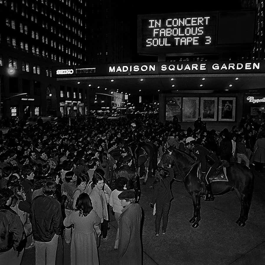 ファボラスのインスタグラム：「SOUL TAPE 3  12 • 25 • 2013  Happy 7th Anniversary」