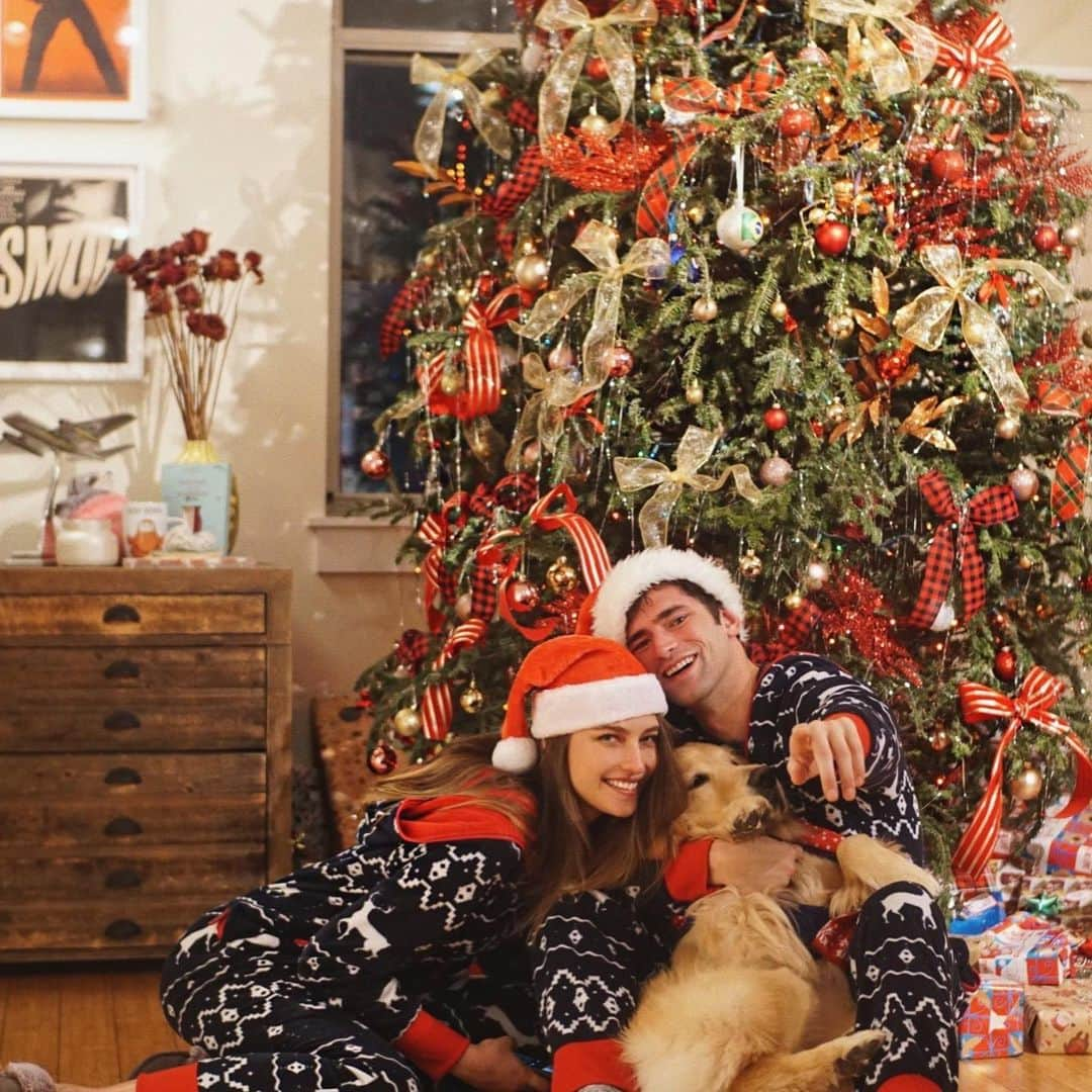 ショーン・オプリーさんのインスタグラム写真 - (ショーン・オプリーInstagram)「Merry Christmas 🎄 Tallulah has given up @fernandaliz」12月26日 5時55分 - seanopry55